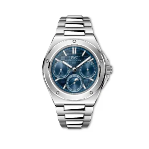 Reloj de lujo IWC Ingenieur Calendario Perpetuo con esfera azul texturizada, subesferas con complicaciones astronómicas y brazalete integrado de acero.