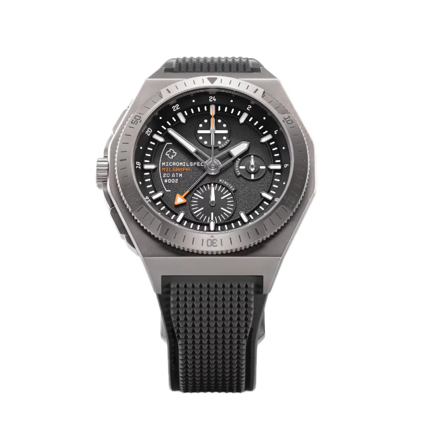 Reloj cronógrafo militar Micromilspec Milgraph con caja y bisel de titanio gris mate, esfera negra texturizada con acentos naranjas y correa de caucho negra estructurada.